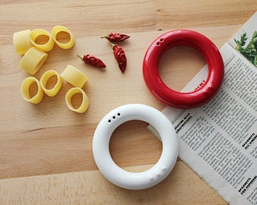 FëlFël Salt and Pepper Shaker Set - Red