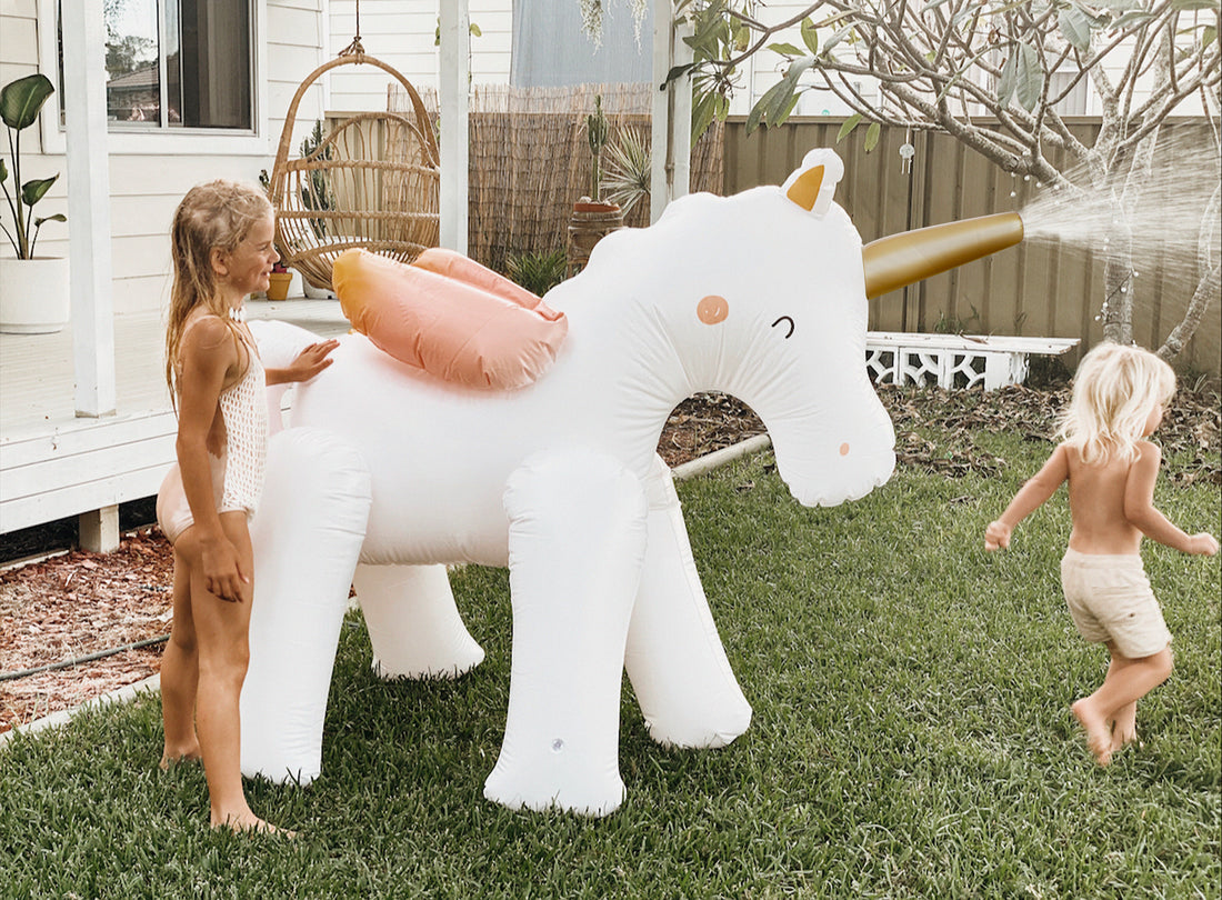 Giant Inflatable Seahorse-Unicorn Sprinkler